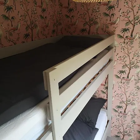 Kindvriendelijk Chalet Op Rustige Camping Veluwe Ermelo