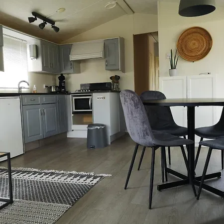 Kindvriendelijk Chalet Op Rustige Camping Veluwe